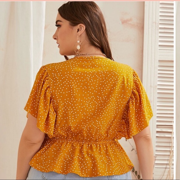 Flutter Sleeve Polka Dot Peplum. Size 4x - Picture 2 of 7